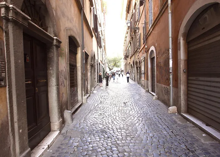 Lovely In Campo De Fiori *